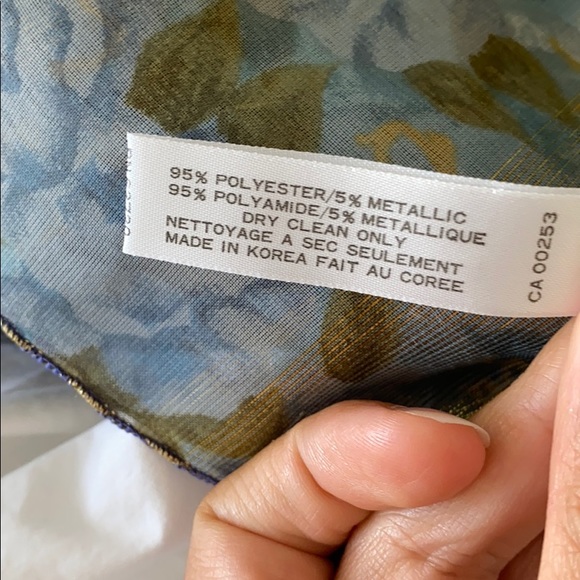 Vintage Oscar de la Renta sheer blue & gold scarf - Picture 4 of 4